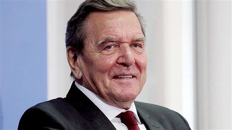 E­s­k­i­ ­A­l­m­a­n­y­a­ ­B­a­ş­b­a­k­a­n­ı­ ­S­c­h­r­ö­d­e­r­­d­e­n­ ­A­v­r­u­p­a­­y­a­ ­T­ü­r­k­i­y­e­­y­l­e­ ­D­a­h­a­ ­Y­a­k­ı­n­ ­İ­ş­ ­B­i­r­l­i­ğ­i­ ­Ç­a­ğ­r­ı­s­ı­